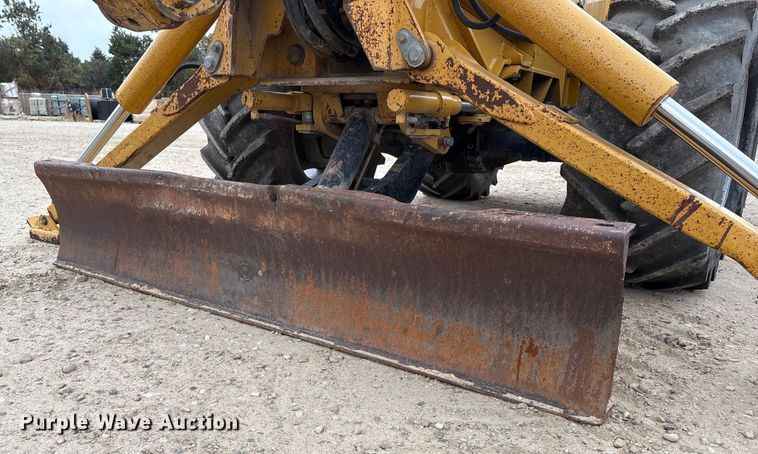 image for item EC8131 2007 Vermeer RT950 vibratory cable plow