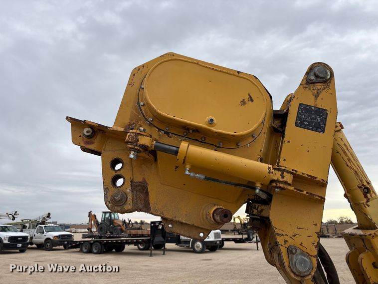 image for item EC8131 2007 Vermeer RT950 vibratory cable plow