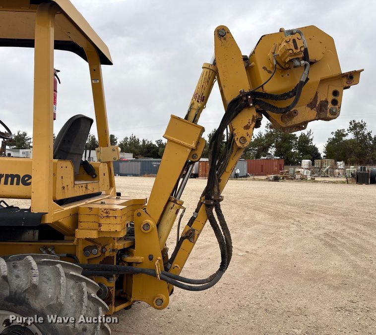 image for item EC8131 2007 Vermeer RT950 vibratory cable plow