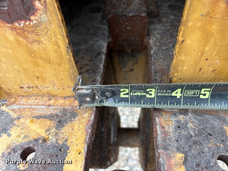 image for item EC8131 2007 Vermeer RT950 vibratory cable plow