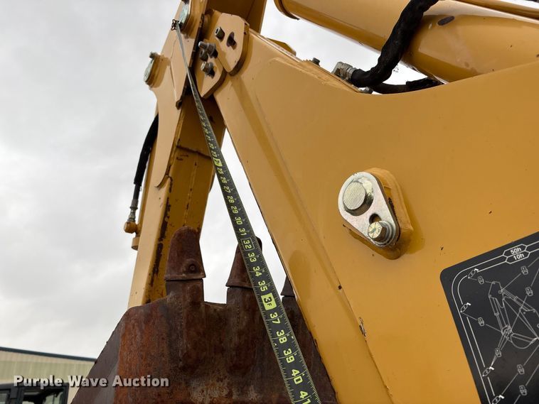 image for item EC8131 2007 Vermeer RT950 vibratory cable plow