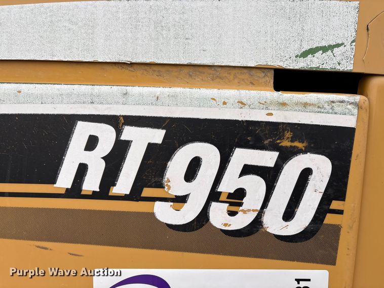 image for item EC8131 2007 Vermeer RT950 vibratory cable plow