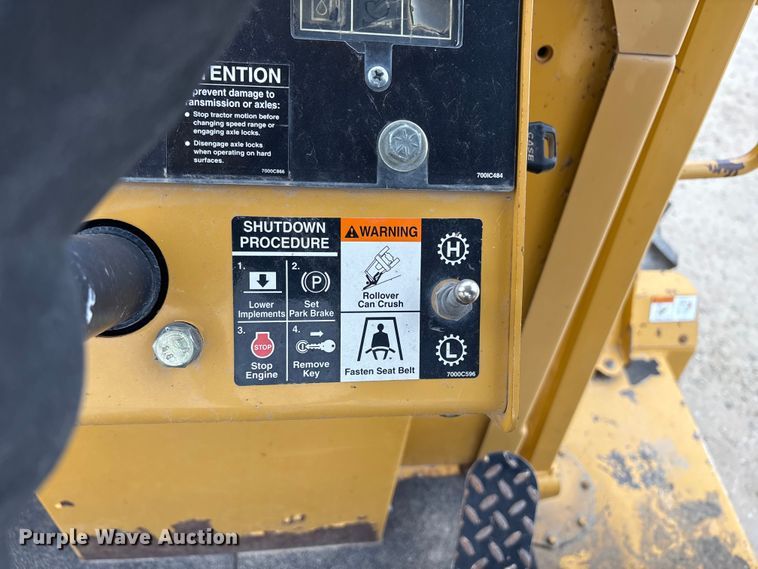 image for item EC8131 2007 Vermeer RT950 vibratory cable plow