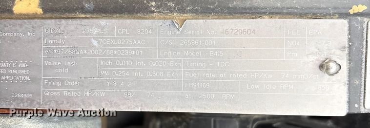 image for item EC8131 2007 Vermeer RT950 vibratory cable plow