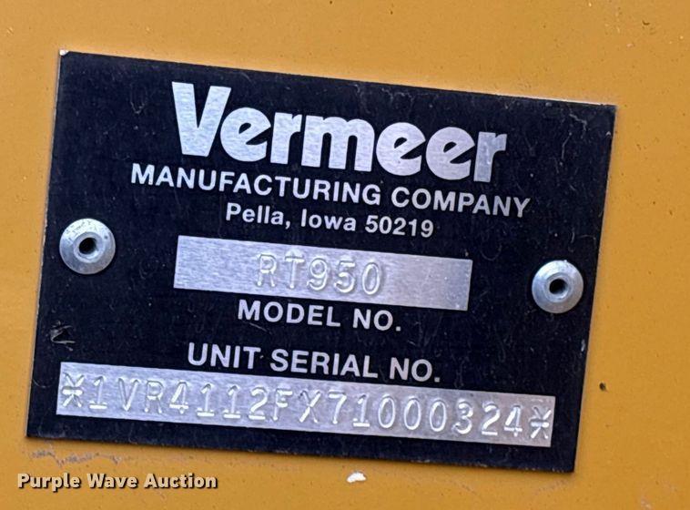 image for item EC8131 2007 Vermeer RT950 vibratory cable plow