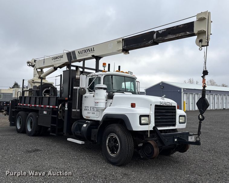 image for item EC8135 1996 Mack RD688S crane truck