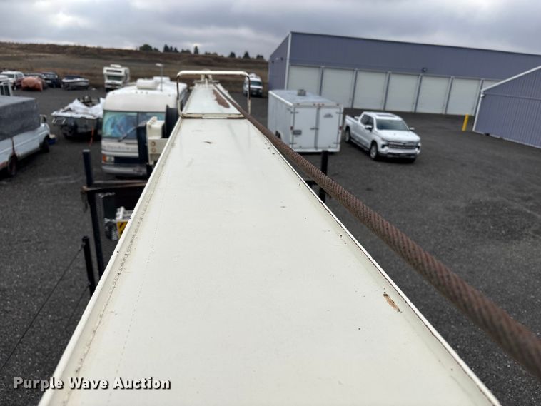 image for item EC8135 1996 Mack RD688S crane truck