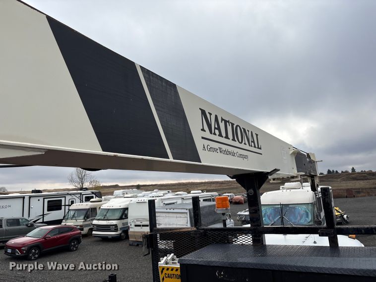 image for item EC8135 1996 Mack RD688S crane truck