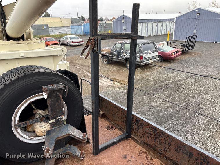 image for item EC8135 1996 Mack RD688S crane truck