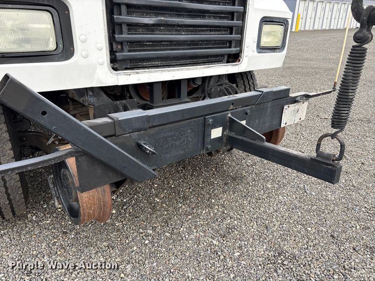 image for item EC8135 1996 Mack RD688S crane truck