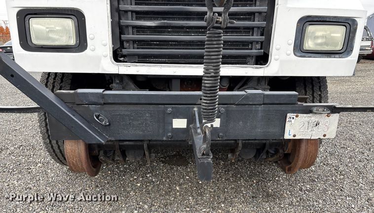 image for item EC8135 1996 Mack RD688S crane truck