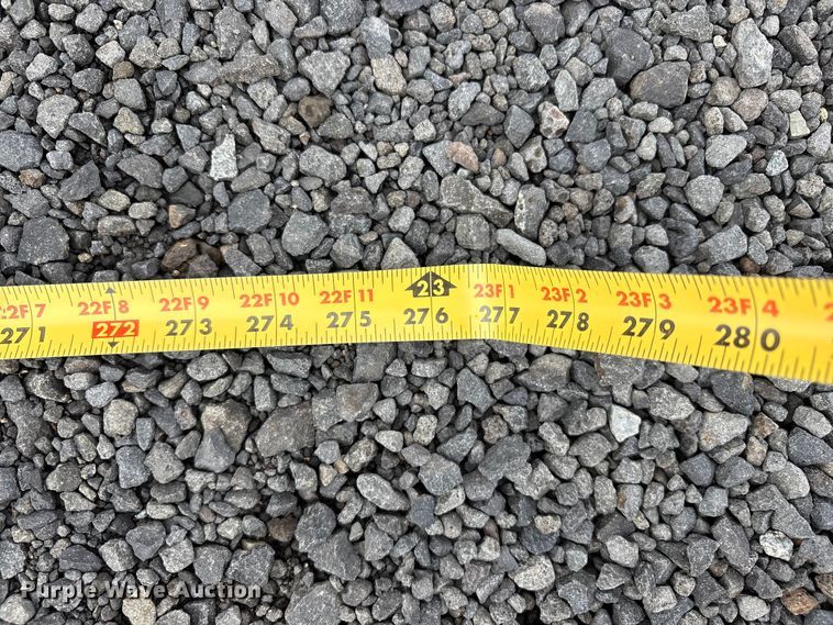 image for item EC8135 1996 Mack RD688S crane truck