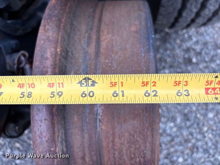 image for item EC8135 1996 Mack RD688S crane truck