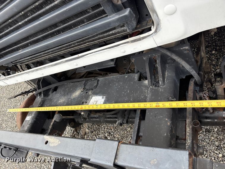 image for item EC8135 1996 Mack RD688S crane truck