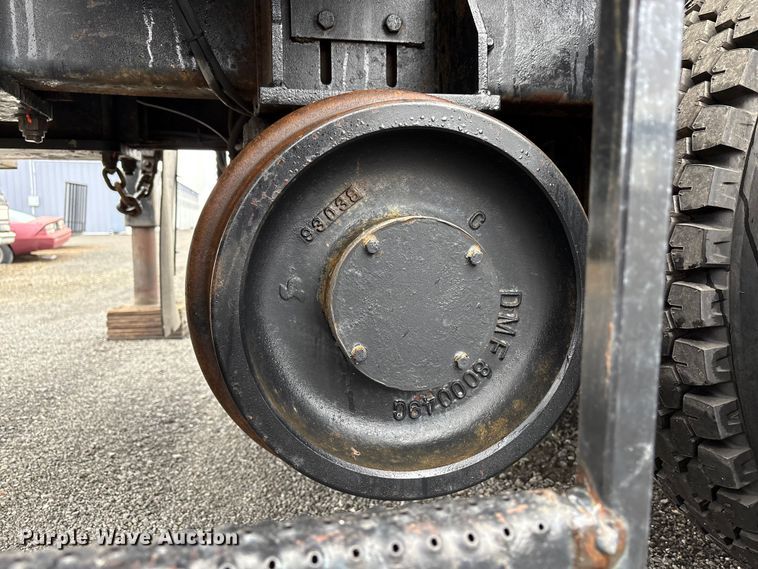 image for item EC8135 1996 Mack RD688S crane truck