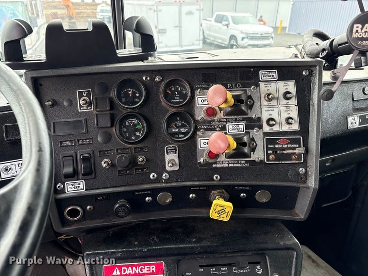 image for item EC8135 1996 Mack RD688S crane truck