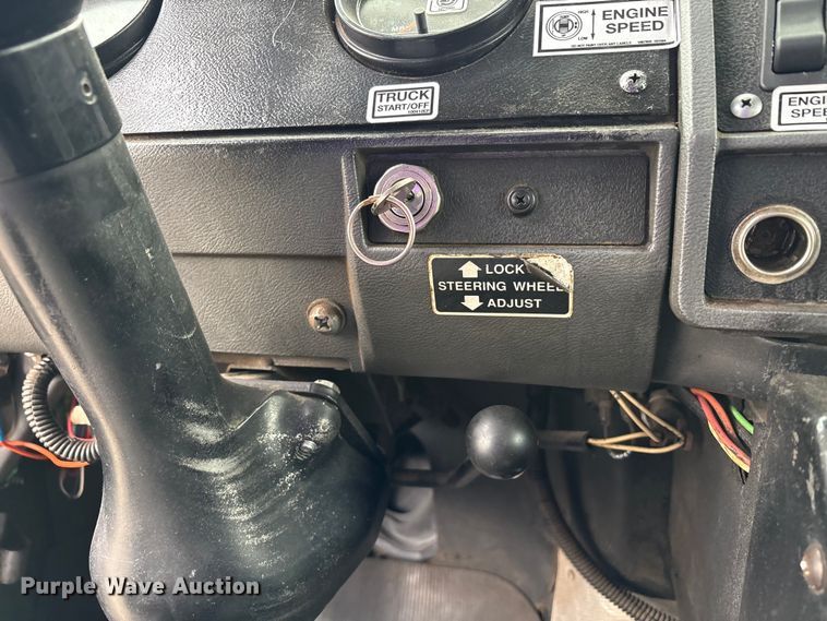 image for item EC8135 1996 Mack RD688S crane truck