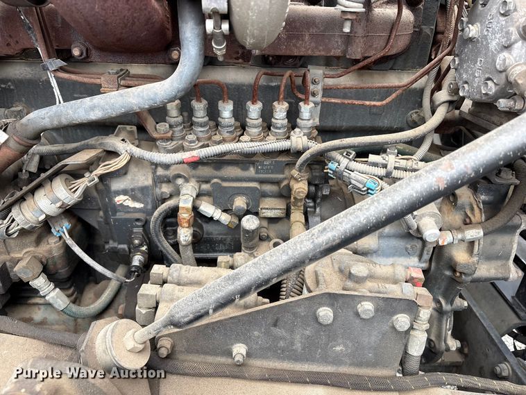 image for item EC8135 1996 Mack RD688S crane truck