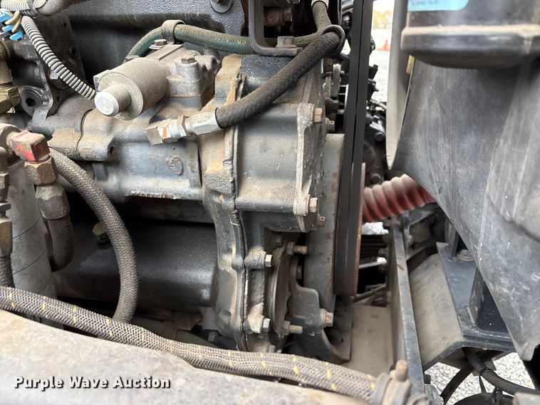 image for item EC8135 1996 Mack RD688S crane truck