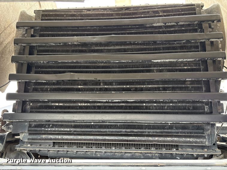 image for item EC8135 1996 Mack RD688S crane truck