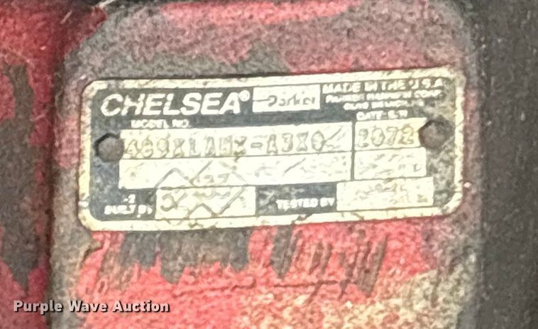 image for item EC8135 1996 Mack RD688S crane truck