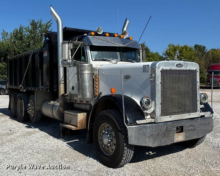 image for item ED2252 1997 Peterbilt 379 dump truck