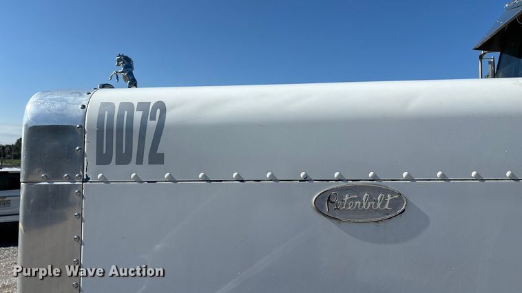 image for item ED2252 1997 Peterbilt 379 dump truck