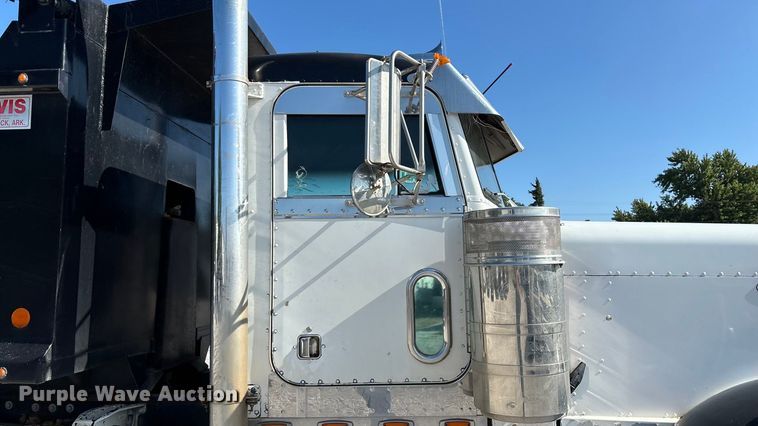 image for item ED2252 1997 Peterbilt 379 dump truck