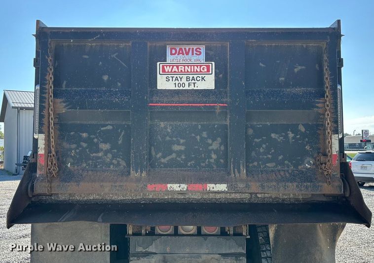 image for item ED2252 1997 Peterbilt 379 dump truck