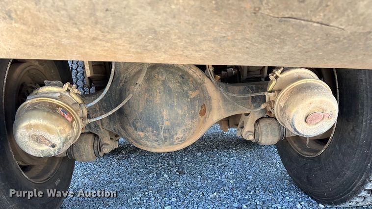 image for item ED2252 1997 Peterbilt 379 dump truck