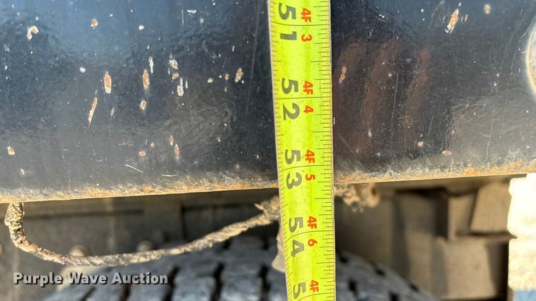 image for item ED2252 1997 Peterbilt 379 dump truck