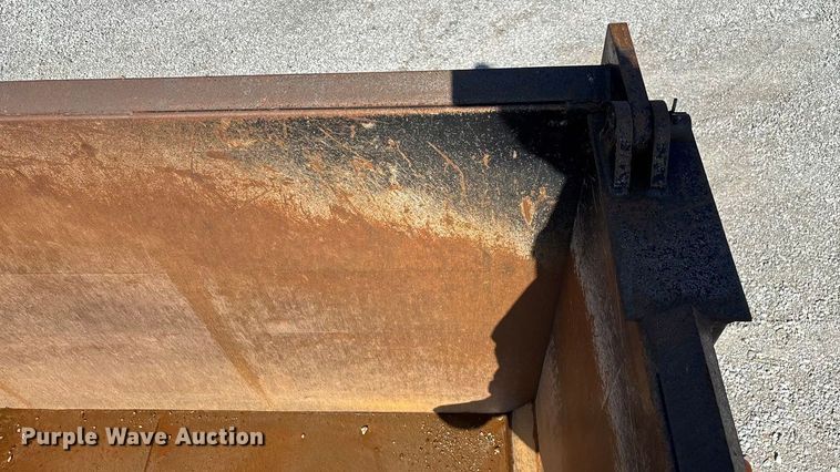 image for item ED2252 1997 Peterbilt 379 dump truck