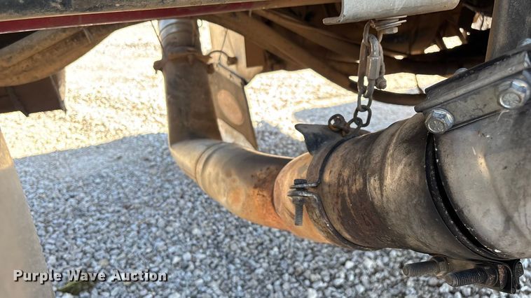 image for item ED2252 1997 Peterbilt 379 dump truck