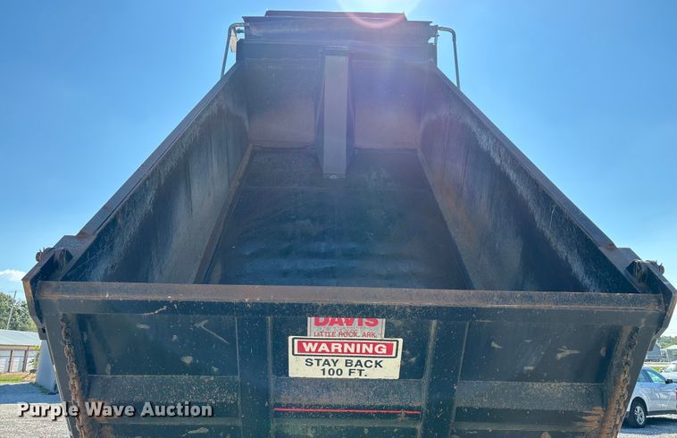 image for item ED2252 1997 Peterbilt 379 dump truck