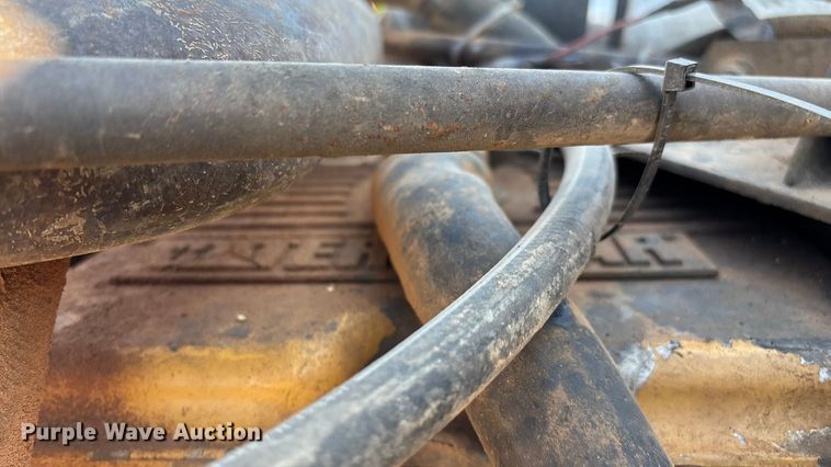 image for item ED2252 1997 Peterbilt 379 dump truck