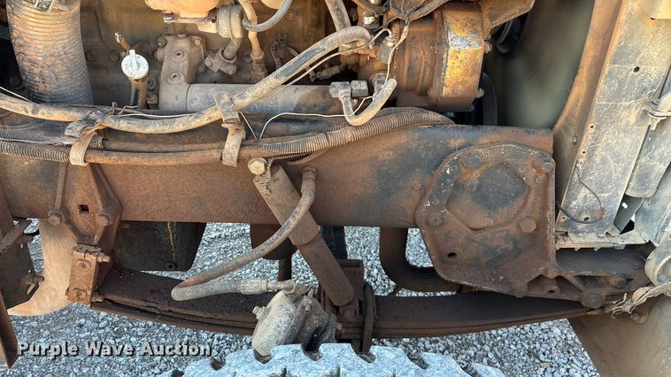 image for item ED2252 1997 Peterbilt 379 dump truck