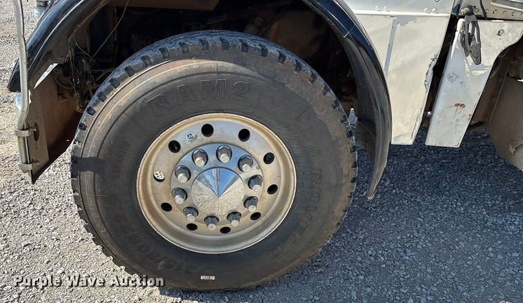 image for item ED2252 1997 Peterbilt 379 dump truck