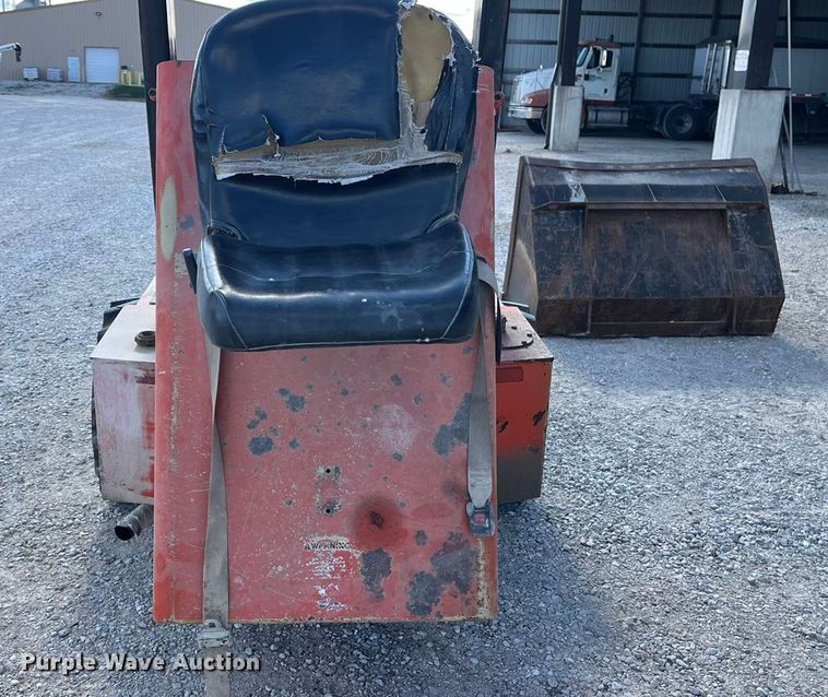 image for item ED2360 Willmar Wrangler wheel loader