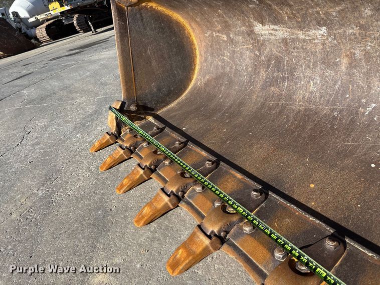 image for item ED2364 2013 Caterpillar 953D track loader