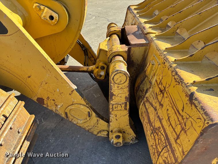 image for item ED2364 2013 Caterpillar 953D track loader