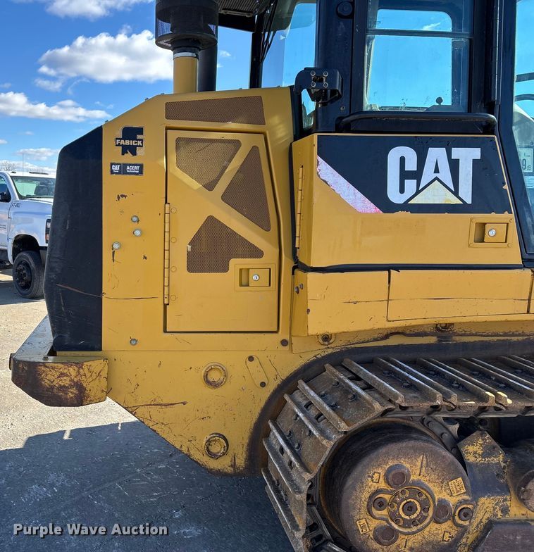 image for item ED2364 2013 Caterpillar 953D track loader