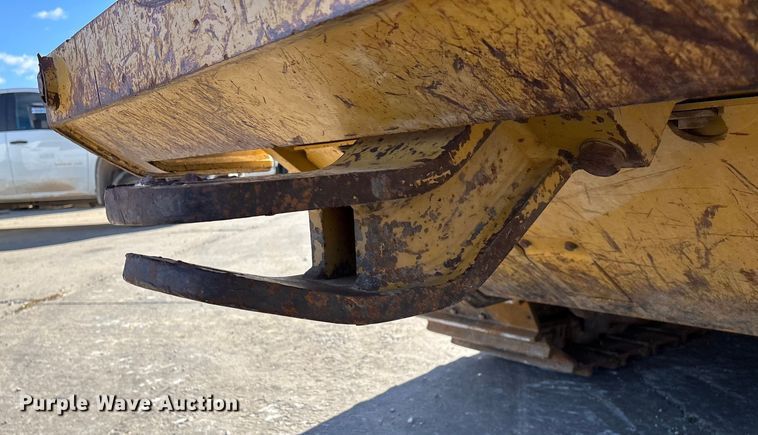 image for item ED2364 2013 Caterpillar 953D track loader