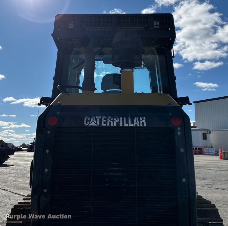 image for item ED2364 2013 Caterpillar 953D track loader