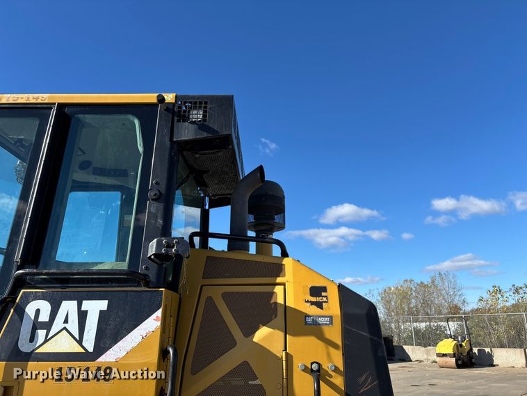 image for item ED2364 2013 Caterpillar 953D track loader