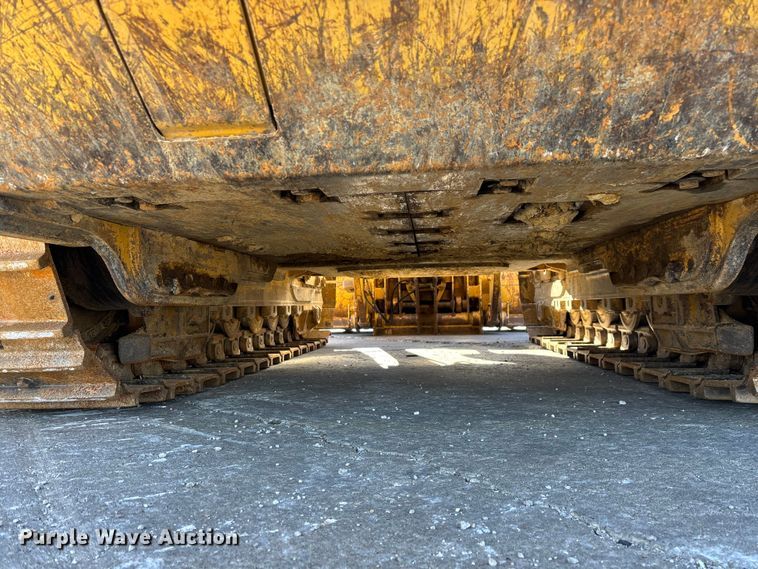 image for item ED2364 2013 Caterpillar 953D track loader