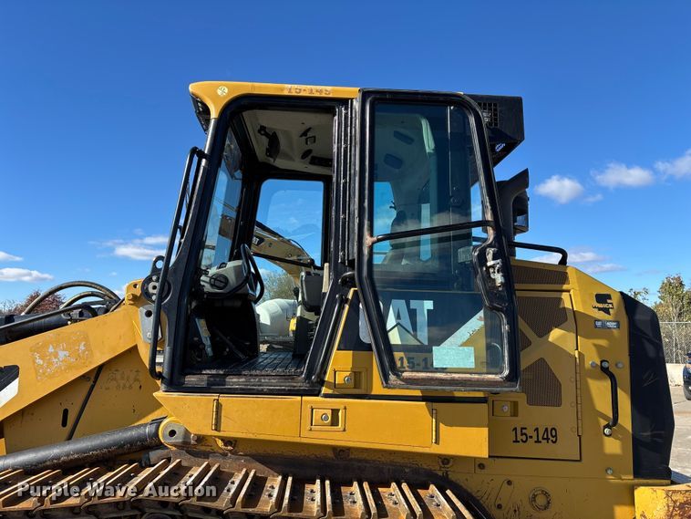 image for item ED2364 2013 Caterpillar 953D track loader