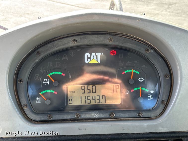 image for item ED2364 2013 Caterpillar 953D track loader