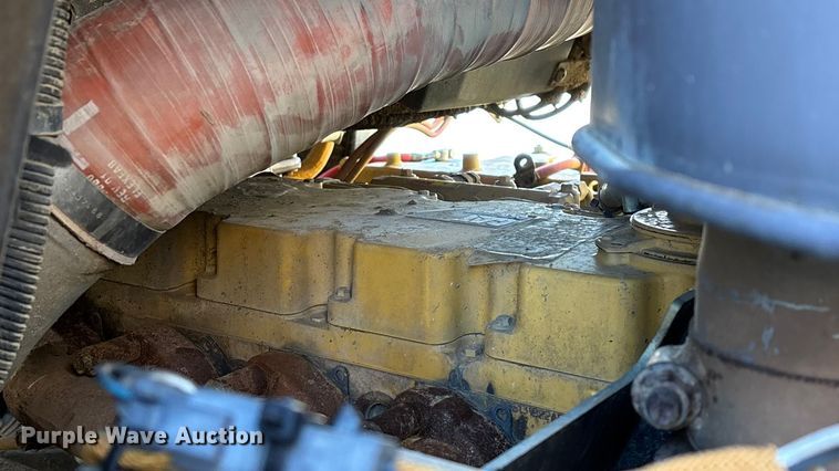 image for item ED2364 2013 Caterpillar 953D track loader