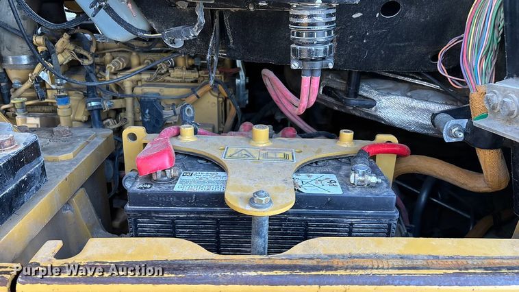 image for item ED2364 2013 Caterpillar 953D track loader