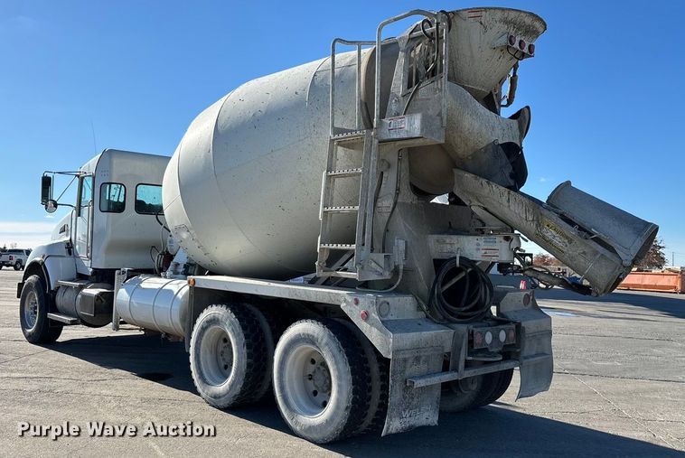 image for item ED2367 2013 Kenworth T400 ready mix truck